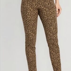 Old Navy Leopard Print Ankle Pants - Brown